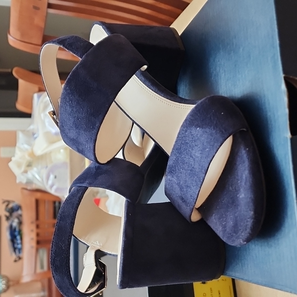 New no box Cole Haan Women AVANI W10070/MARINE BLUE SUEDE SANDAL size 9.5